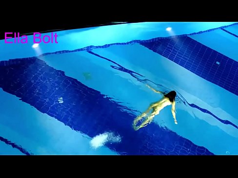 ❤️ Hindi ko mapigilang panoorin, ang batang blonde ay nahuling lumalangoy nang hubo't hubad sa ELLA BOLT resort pool ❤️ Porno sa amin tl.epicshowdown.top ﹏